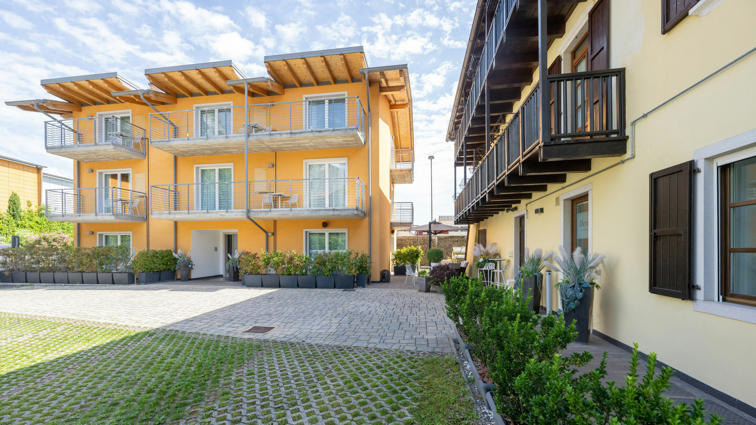 Residenz Desiree - Wohnungen in Riva del Garda - Gardasee Residence Desiree | Ihr Super Host